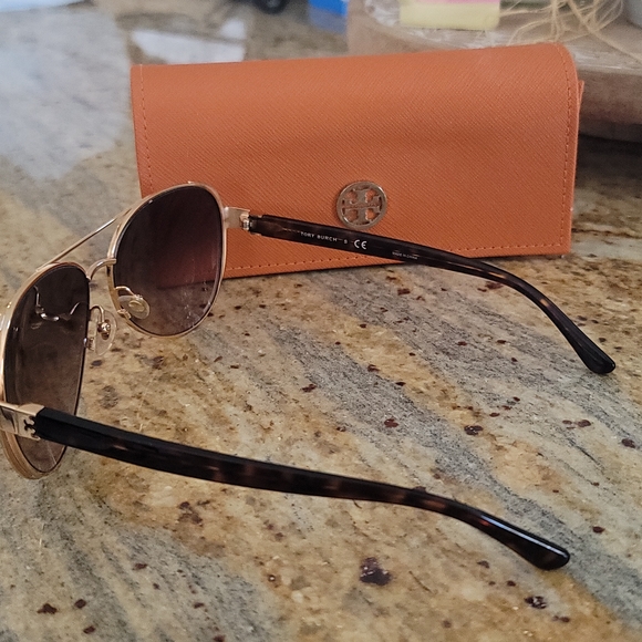 Tory Burch Sunglasses - Picture 3 of 3